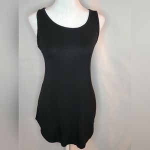 Black tank top. No brand listed
